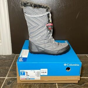 Columbia Women's Gray Minx™ Mid III Boot sz 7.5